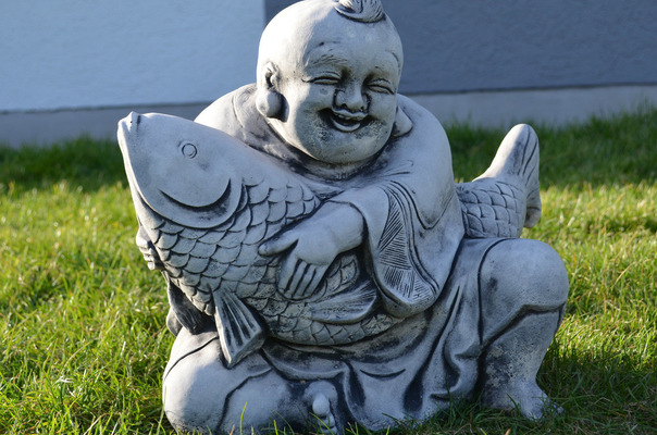 FENG SHUI Buddha mit Fisch ca. 35 cm ca.18,5 kg von Sophias Gartenfiguren