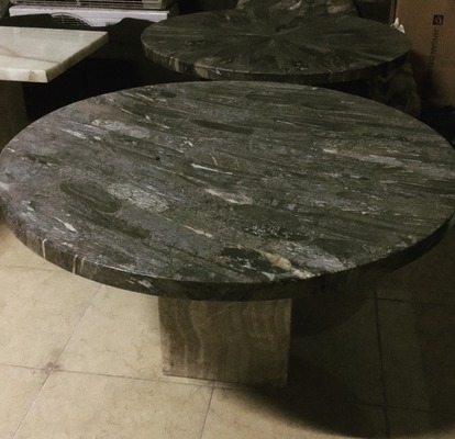 Tisch Fosil Versteinertes Holz Couchtisch Esstisch Steintisch Naturstein Küchentisch Wohnzimmertisch von TARSHOPBALI