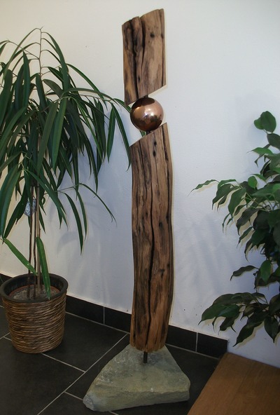 Eichenstele mit Naturstein / Skulptur / Stele aus Holz von FB-homedesign