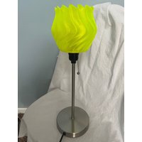 Lampe Mit 3D Gedrucktem Schirm von 3DForgeAtlanta