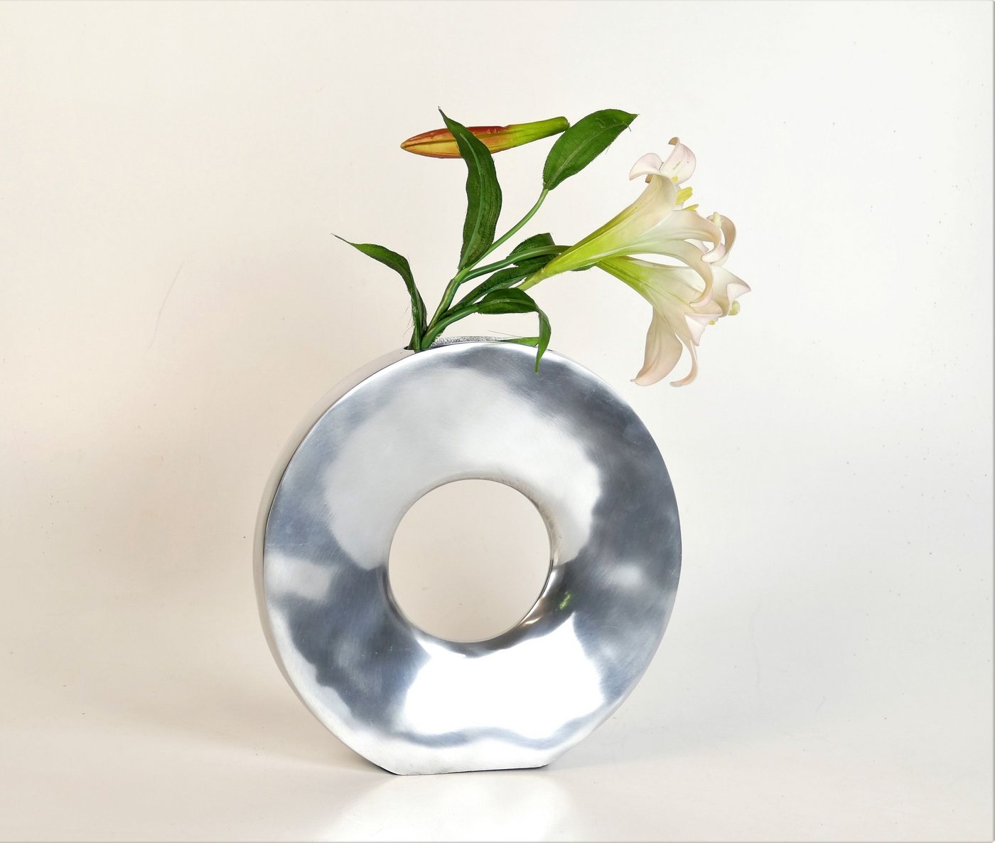 ARTRA Tischvase (1 St), Aluminum Vase Rund" (Größe: L) - Dekoration, Blumenvase und Tischvase" von ARTRA