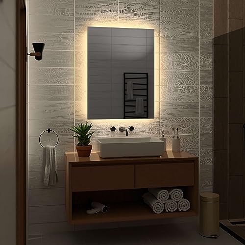 Alasta Dubai Badezimmer Spiegel mit Beleuchtung 60x80 cm WarmWeiß LED Badspiegel Wandspiegel Badezimmerspiegel mit Beleuchtung Spiegel mit Licht Rechteckspiegel von Alasta