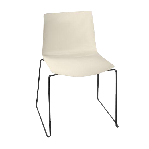 Arper - Catifa 46 0278 Stuhl einfarbig Kufe schwarz - elfenbein/Außenschale glänzend/innen matt/Gestell schwarz matt V39/neue Farbe von Arper