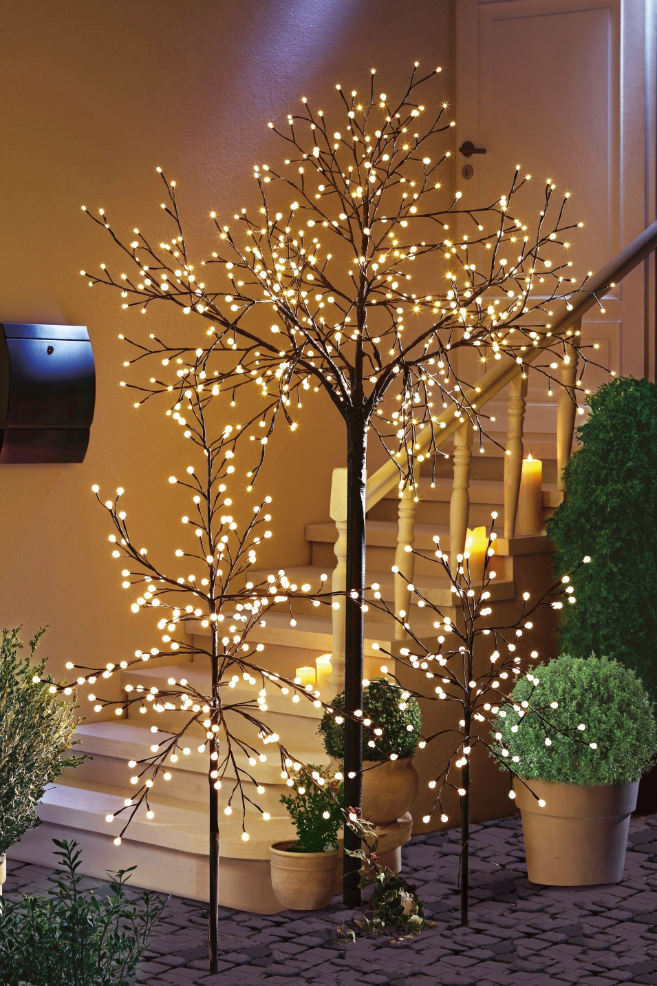 LED-Baum mit LED-Kugeln, Höhe 150 cm, Warm-Weiss von BADER