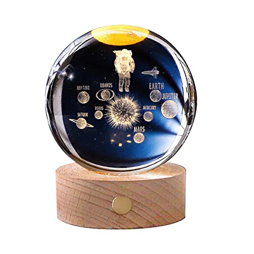 BYNYXI Astronaut Kristallkugel Nachtlicht, USB Touch Nachtlampe 3D Ball Lampe mit Holzsockel Weißes Licht Raum Mond Erde Astronaut 8cm Sonnensystem Kristallkugel Nachttischlampe Geschenke für Kinder von BYNYXI
