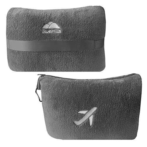 BlueHills Reisedeckenkissen in Mini-Softhülle, Premium-Plüsch-Flugzeugdecke, weiche Tasche, kompakte Packung mit Gepäckgürtel und Rucksackclip – Grau M01 von BlueHills