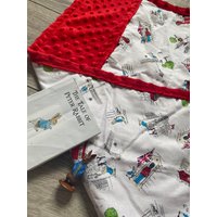 Kaninchen in London - Babydecke, Personalisierte Decke, Babypartygeschenk, Kaninchenbettwäsche, Weiche Babydecke von Daisybeesstudio