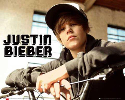 Empire 334022 Bieber, Justin - Bike Mini Poster - 50 x 40 cm von Empire