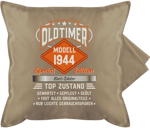 Kissenbezug - 80. Geburtstag Kissen - Oldtimer Special Vintage 1944 - Name - Retro Look zum Achtzigsten - 50 x 50 cm - Beige - 80 1943 80.Geburtstag Jahre Geschenke 80+Geburtstag+Geschenk von Geschenk mit Namen personalisiert by Shirtracer