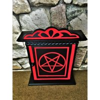 Schlüsselkasten Aus Holz, Eine Schöne Geschenkidee in Schwarz, Mit Rotem Samt Verziert von GothicMystikShop