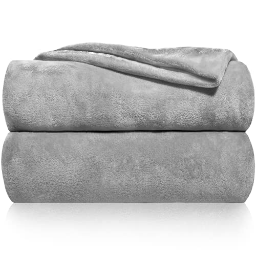 Gräfenstayn® Kuscheldecke flauschig & super weich - hochwertige Fleecedecke auch als Wohndecke, Tagesdecke, Sofadecke & Wohnzimmer geeignet - Überwurf Decke Sofa & Couch (Grau, 240x220 cm) von Gräfenstayn