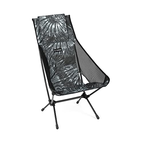 Helinox Chair Two | Der aus dem Original entwickelte Chair Two leicht und gut verstaubar und bietet mit Seiner verlängerten Rückenlehne eine zusätzliche Unterstützung, Black Tie Dye von Helinox