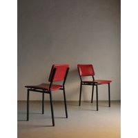 2 Schwarze Metall Stühle | Gerrit Veenendaal Für Kembo| Rotes Vinyl Vintage von HouseOfVintFurniture