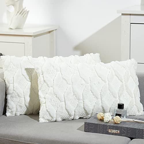 JULIYEH Set mit 2 Plüsch-Stickereien aus künstlicher Wolle, weich, dekorative Kissenbezüge, Kissenbezüge für Sofa, Schlafzimmer, Wohnzimmer, 40 x 60 cm, Weiß von Juliyeh