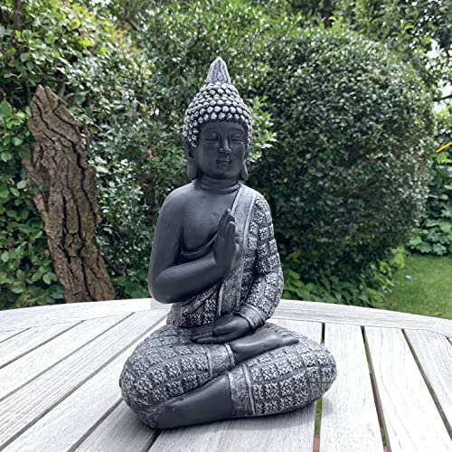 K&L Wall Art Sitzende Buddha Figur für Indoor und Outdoor 33cm Feng Shui Deko Kunststein Statue Zen Gartenfigur Steinoptik (33cm Schwarz Silber) von K&L Wall Art