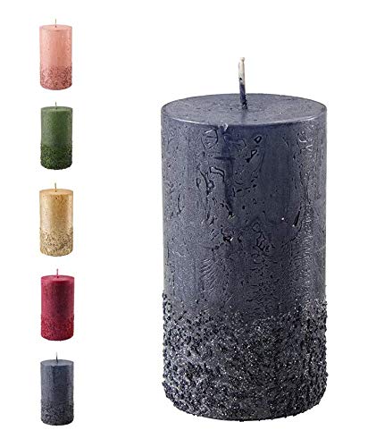 Wunderschöne & Moderne Adventskerzen – 2 Stück - Rustikale Oberfläche - Kerzen/Stumpenkerzen - Weihnachten/Weihnachtskranz/Adventskranz (Schwarz, Höhe: 8cm) von Klocke Kerzen