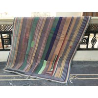 Heiße Verkauf Vintage Kantha Quilts Bio-Baumwolle Quilt Reversible Ralli Neue Ankunft Handgemachte Decke Aus Recycelter Baumwolle von LazuWork