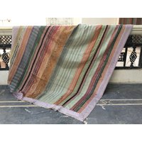 Vintage Kantha Quilt, Handgemachter Baumwoll Boho Decke von LazuWork
