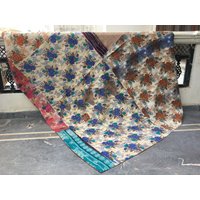 Vintage-Kantha-Decke, Vintage-Sari-Decke, Decke, Handgemachte Steppdecke, Twin-Size-Kantha-Decke, Bettdecke, Recycelter Kantha-Überwurf von LazuWork