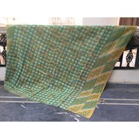 Home Decor Vintage Kantha Quilt, Patchwork Handgemachte Baumwolle Sari Überwurf, Boho Decke von LazuWork