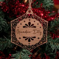 Eiche, Kirsche Oder Nussbaum - Personalisierte Weihnachtsdekoration/Christbaumkugel Ornament Perfektes Erinnerungsgeschenk Holz Holzgravur von LovebyLaser