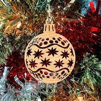 Hölzerne Kugel Weihnachtsbaum Dekoration - Schöne Xmas Ornament Erhältlich in Eiche, Walnuss Kirschholz -Oder- Silber, Gold, Rot, Grün Glitter von LovebyLaser
