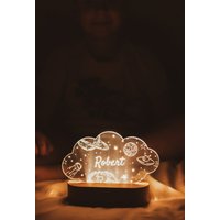 Baby Nacht - Weltraum Nachtlicht Personalisiertes Kinderzimmer Dekor Niedliches Benutzerdefinierte Mädchen Geschenk Geschenke Für Kinder von MIBLE