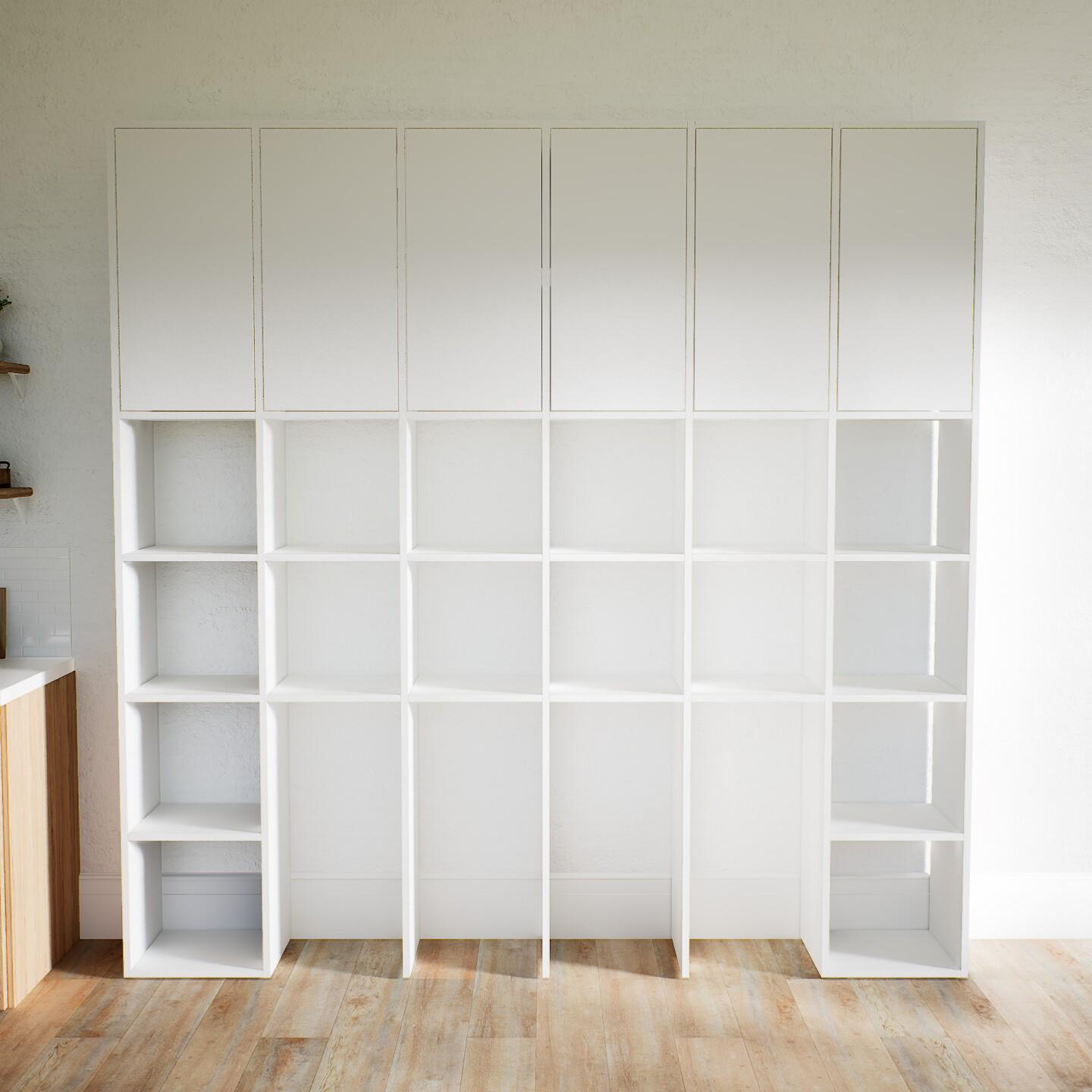Wohnwand Weiß - Individuelle Designer-Regalwand: Türen in Weiß - Hochwertige Materialien - 233 x 233 x 34 cm, Konfigurator von MYCS