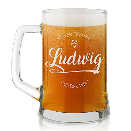 Maverton Bierkrug mit Gravur - personalisiert - 500 ml - Geburtstagsgeschenk für Herren - Geschenkidee für Bierfreunde - Freund von Maverton