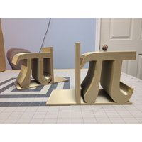 Pi Symbol Bookend Set/Buchliebhaber Geschenk 3D Gedruckt von McMaster3D