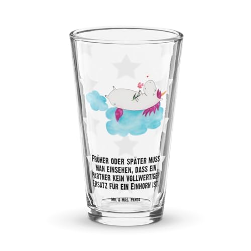 Mr. & Mrs. Panda Premium Trinkglas Einhorn verliebt auf Wolke, Premium Glas, 500 ml von Mr. & Mrs. Panda