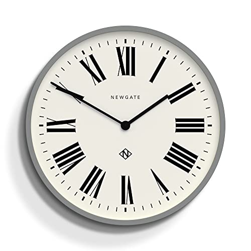 NEWGATE® Italienische Wanduhr mit der Zahl DREI – runde Uhr – Küchenuhr – Uhren für Wohnzimmer – Bürouhr – Modernes Gehäuse – römische Ziffern – Bahnhofsuhr (Grau) von NEWGATE