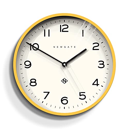 NEWGATE Number Three Echo Moderne Wanduhr Wanduhren – Runde Uhr – Küchenuhr – Uhren für Wohnzimmer – Bürouhr – Numerisches Zifferblatt (Freches Gelb) von NEWGATE