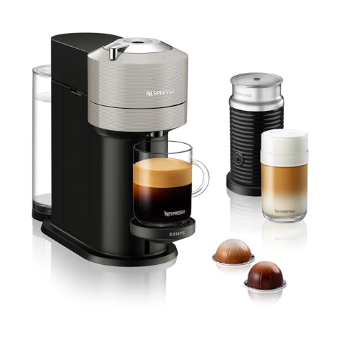 Nespresso Krups XN911B Vertuo Next Kaffeekapselmaschine mit Aerroccino Milchaufschäumer | 1,1 L Wassertank | Kapselerkennung durch Barcode | 5 Tassengrößen | aus 54 % recyceltem Kunststoff | Hellgrau von NESPRESSO