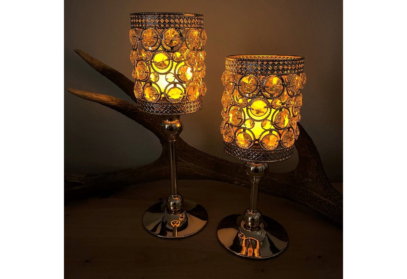 Online-Fuchs Windlicht 2er Set Kerzenständer aus Metall & Glaskristallen mit LED-Kerze GOLD (DIAMANT-Optik, orientalisch, Maße der LED-Kerze ca. 5 cm hoch und 4,7 cm im Durchmesser), Maße: ca. 27/32 cm hoch Durchmesser von 11 cm. von Online-Fuchs