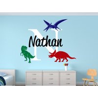 Kinderzimmer Jungen Name Und Initiale Dinosaurier Personalisierte Namen Wandtattoo, Abziehbilder, Wandtattoos von OwenWallArt