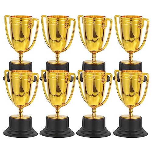 PATKAW 8st Trophäenspielzeug Mini-trophäe Für Kinder Fußball Geschenk Partygeschenke Für Kinder Kinderpreis-trophäe Motivierende Belohnung Sporttrophäe Kleidung Basketball Student Plastik von PATKAW