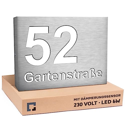 40x30cm Personalisieren Sie Ihre Modern Hausnummer Beleuchtet LED, 230V mit Dämmerungssensor, Hausnummer Silber aus Aluminium-Dibond ist Langlebig, Wetterfest, Geringer Stromverbrauch 6W / A++ von PRINTIMA