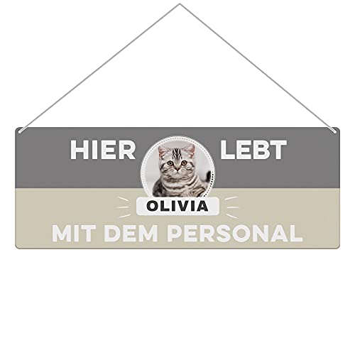 Tier Schild personalisiert - Hier Lebt X mit dem Personal - Metallschild mit Foto und Name für außen, wetterfestes Türschild für Hundebesitzer - Outdoor Querformat 24x9 cm, ein Tier, Grau von PfotenSchild