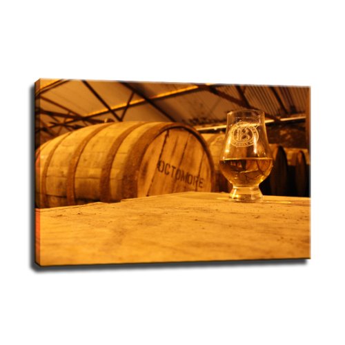 Whisky Bild auf Leinwand - 100 x 70 cm - Fertig gerahmte Kunstdruck Bilder als Wandbild - Billiger als Ölbild Gemälde - KEIN Poster oder Plakat von PrintArtGalery