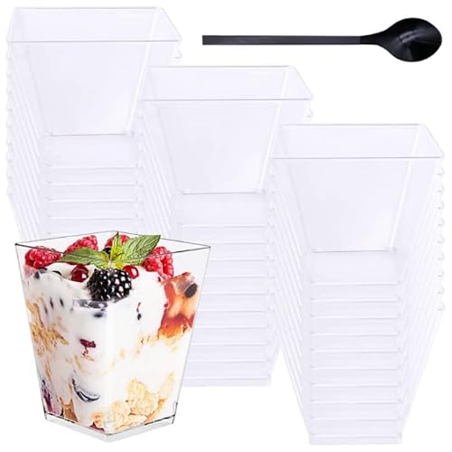 RZMZBY 30 Stück Dessertgläser Plastik 5oz/150ml,plastic cups mit Löffeln,Dessertschalen Klare Wiederverwendbar, Quadratischer Dessertbecher, für Buffets,Dessertparty,Picknick von RZMZBY