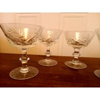 Vintage Bohemia Crystal Cut Windrad Und Ananas Muster Dessert Cocktail Gläser von RelicVintageUK