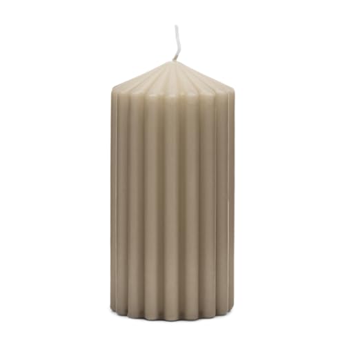 Rivièra Maison Stumpfe Kerze Beige mit Rippen 7 x 13 cm – gerippte Kerze Beige – Rib Pillar Candle – Paraffin von Rivièra Maison