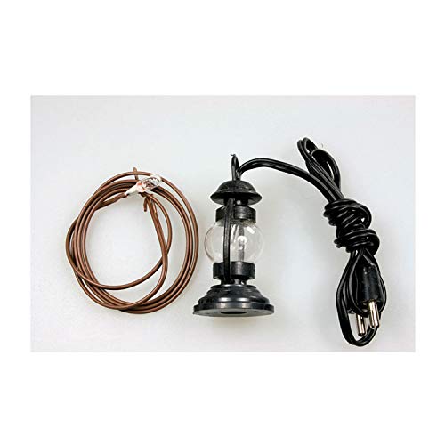 Petroleumlampe – Schwarz – Ideal für den Krippenbau geeignet – Sorgt für eine stimmungsvolle Atmosphäre – Fertig montiert – Mit Stecker, Kabel und Birnchen – 3,5-4,5 Volt Spannung – C336294 von SELVA