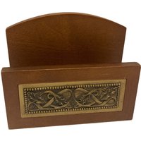 Vintage Holz Mit Metall Akzent Dekorativer Schreibtisch Caddy Oder Serviettenhalter von SabrinklesFinds