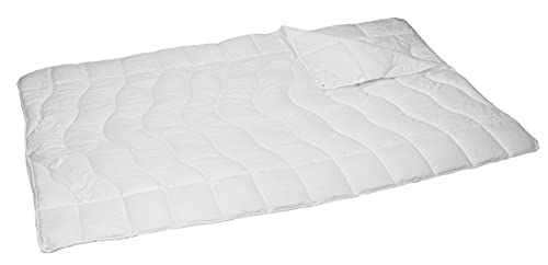 Pflegeleichte 4-Jahreszeiten-Bettdecke aus Mikrofaser, unkompliziert mit Füllung bei 60° waschbar, 155 x 220 cm von Schlafkult