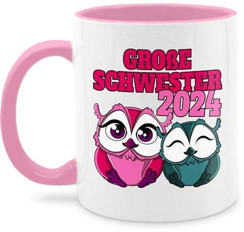 Tasse Tassen 325ml - Große Schwester Eulen 2024 Geschwisterkind Geschenk Grosse Schwester werden - 325 ml - Rosa - eule schwestern sister milchkaffeetassen sis big teetasse größe kaffeetasse von Shirtracer