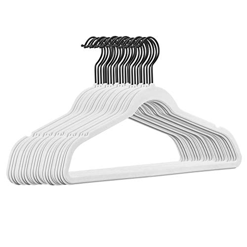25 Stück hochwertige Samt Kleiderbügel in der Farbe Weiß mit schwarzem Haken/Anti-Rutsch/von StickandShine von StickandShine Inh. Christian Müller
