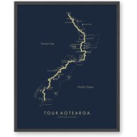 Tour Aotearoa Karte | Poster Neuseeland Radsport Wanderkarte Kunst Erleben Sie Ihre Abenteuer von TellYourTrail
