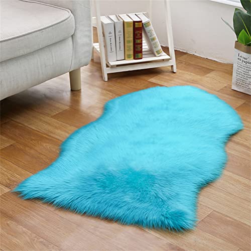 Tomifine Faux Lammfell Teppich, Kunstfell Dekofell Teppich Flauschiger Schaffell Bettvorleger für Schlafzimmer Bett oder Wohnzimmer Sofa Matte (50x80 cm,Blau 2) von Tomifine